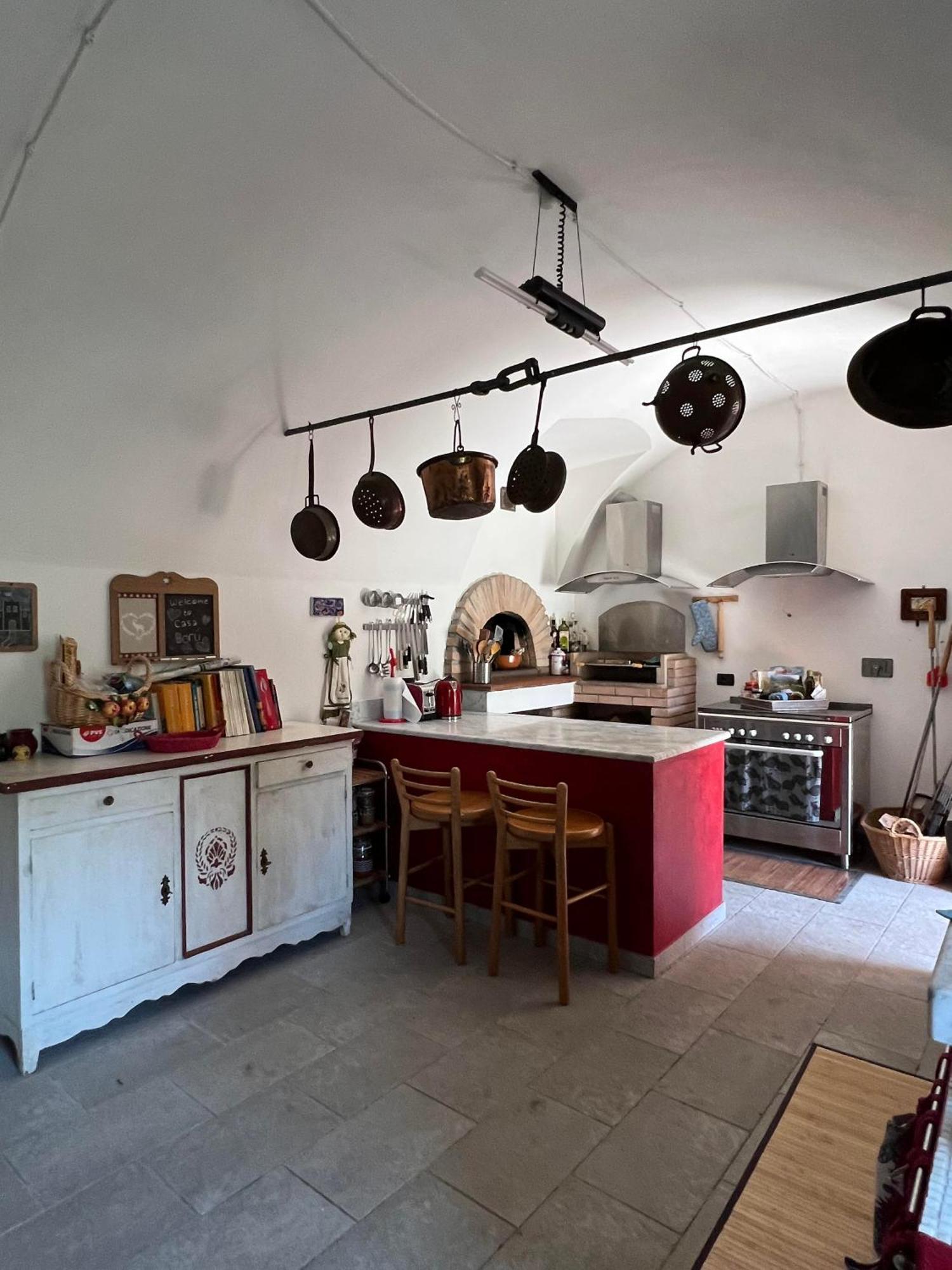 Casa Boru - A Beautiful Fully Restored Spacious House With Fantastic Views Calice al Cornoviglio ภายนอก รูปภาพ