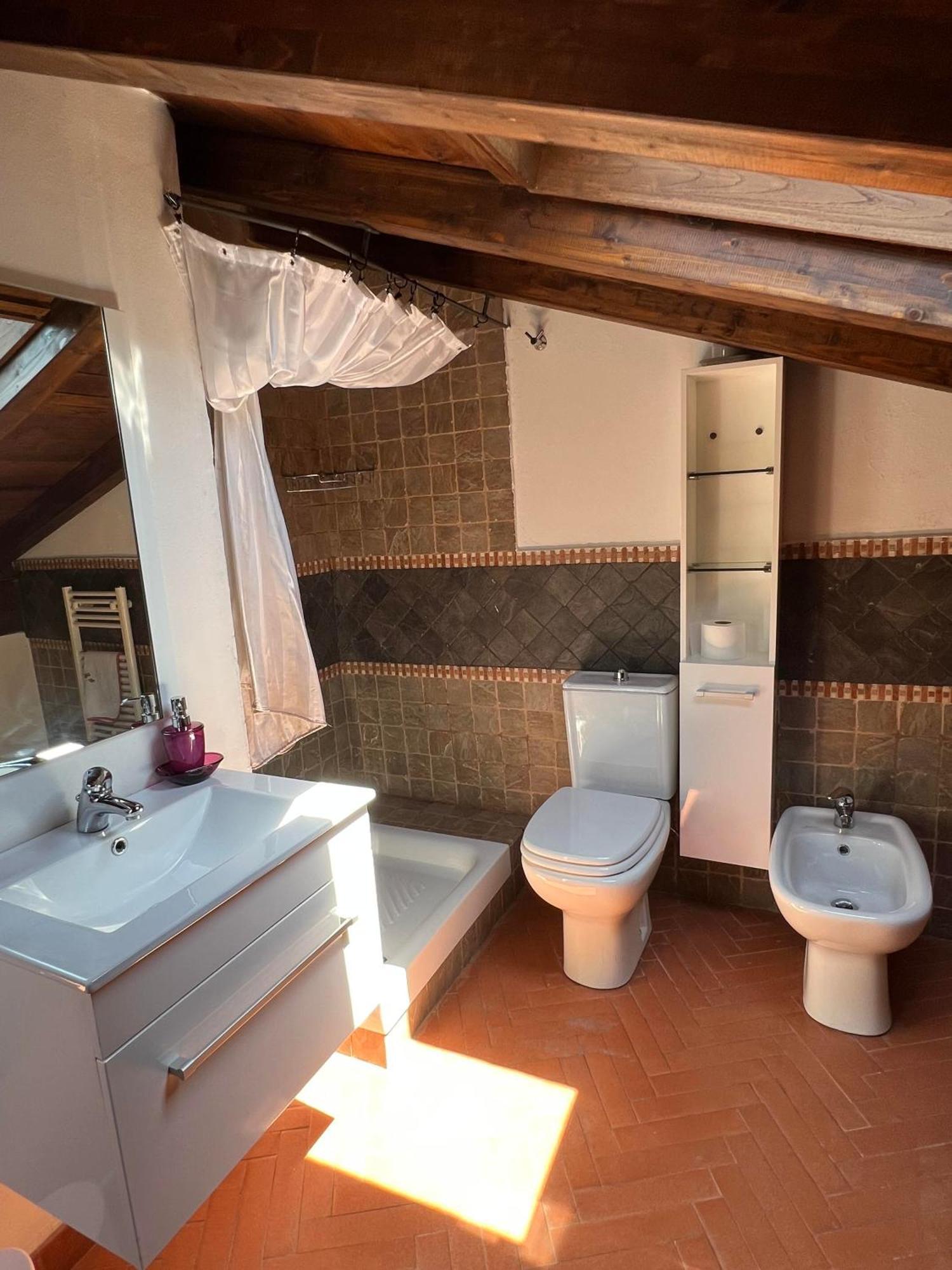 Casa Boru - A Beautiful Fully Restored Spacious House With Fantastic Views Calice al Cornoviglio ภายนอก รูปภาพ