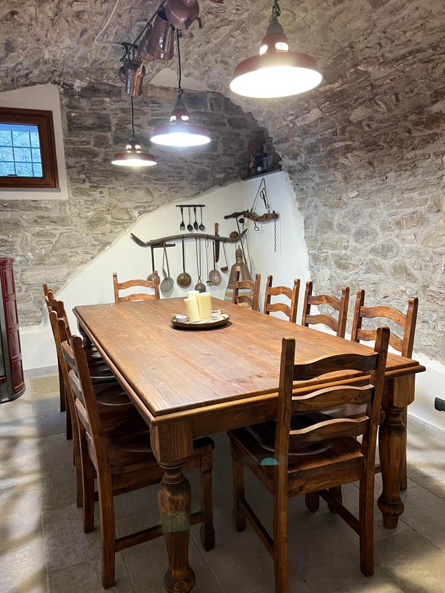 Casa Boru - A Beautiful Fully Restored Spacious House With Fantastic Views Calice al Cornoviglio ภายนอก รูปภาพ