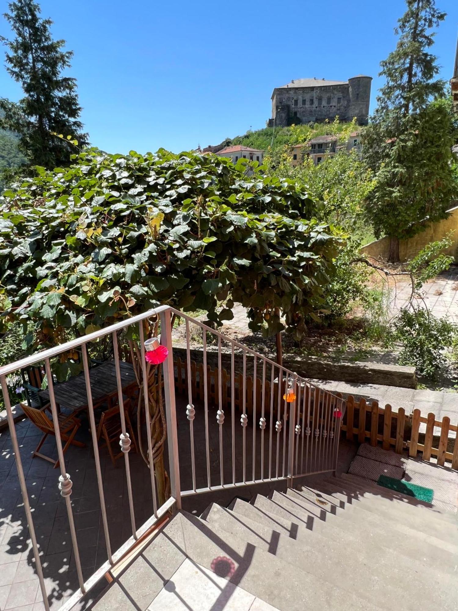 Casa Boru - A Beautiful Fully Restored Spacious House With Fantastic Views Calice al Cornoviglio ภายนอก รูปภาพ